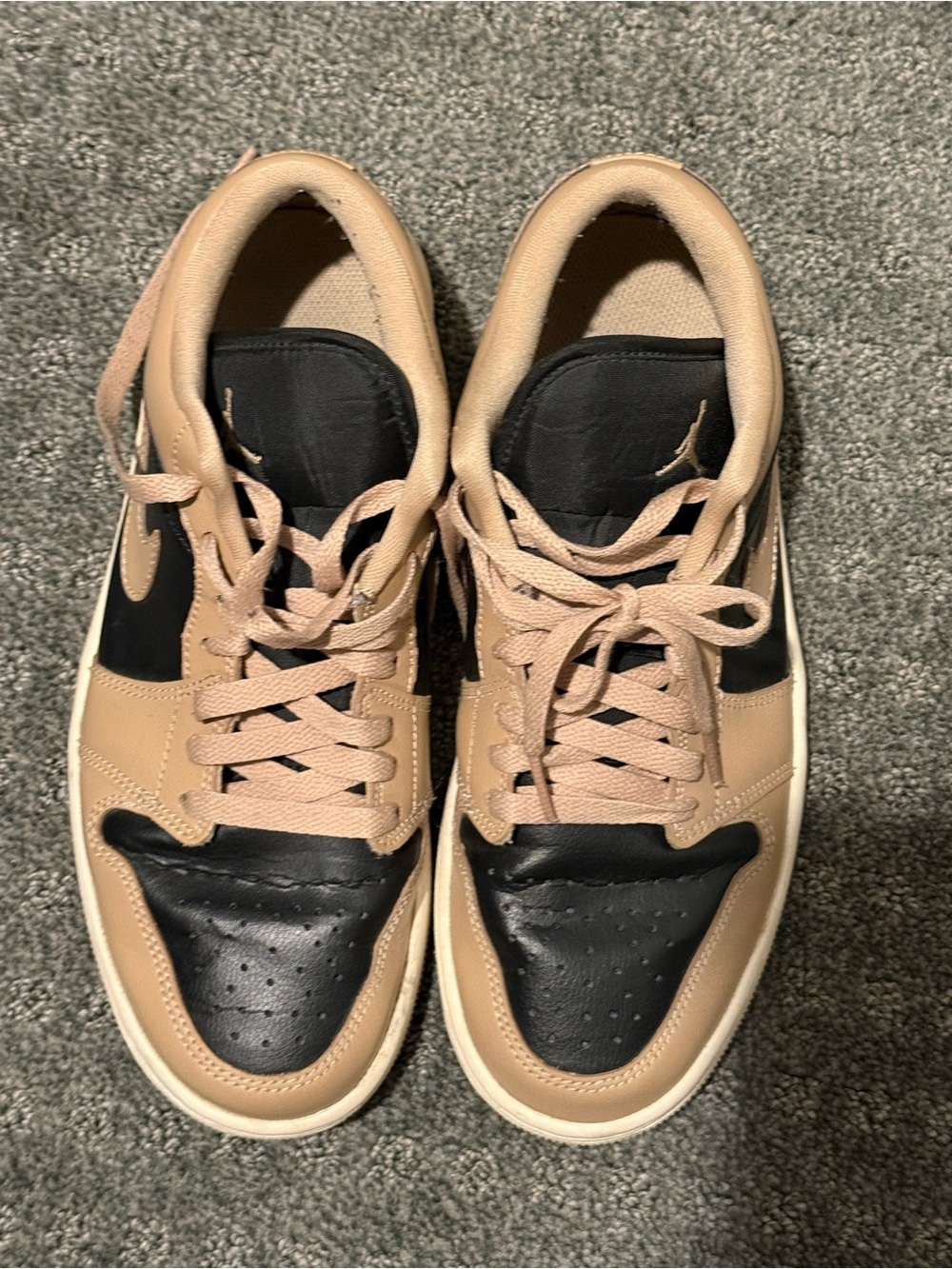 Jordan Low-Top Sneakers in Tan and Black